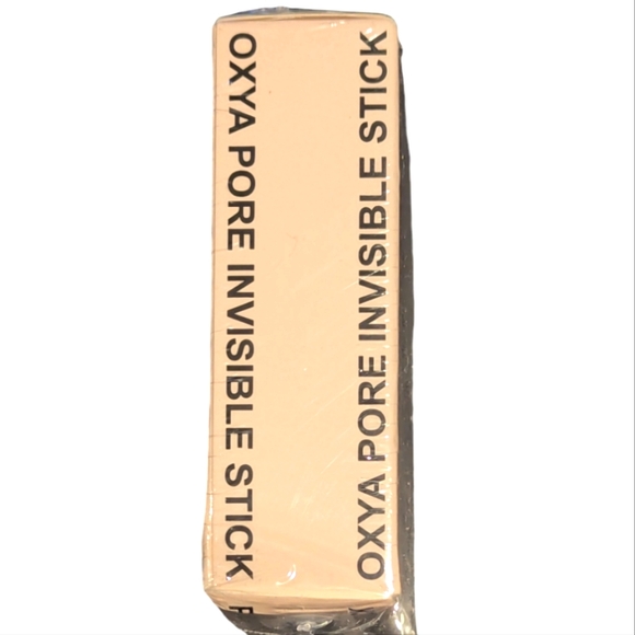 OXYA Pore Reducer Stick NIB! Easy, smooth solid stick to be used under makeup🌹 - Picture 3 of 4